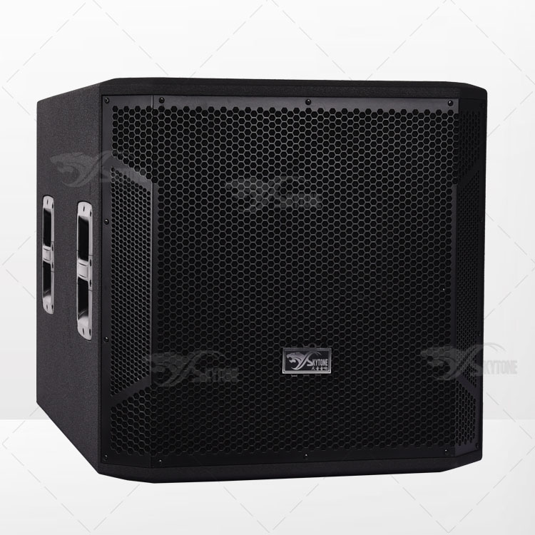 STX818S subwoofer